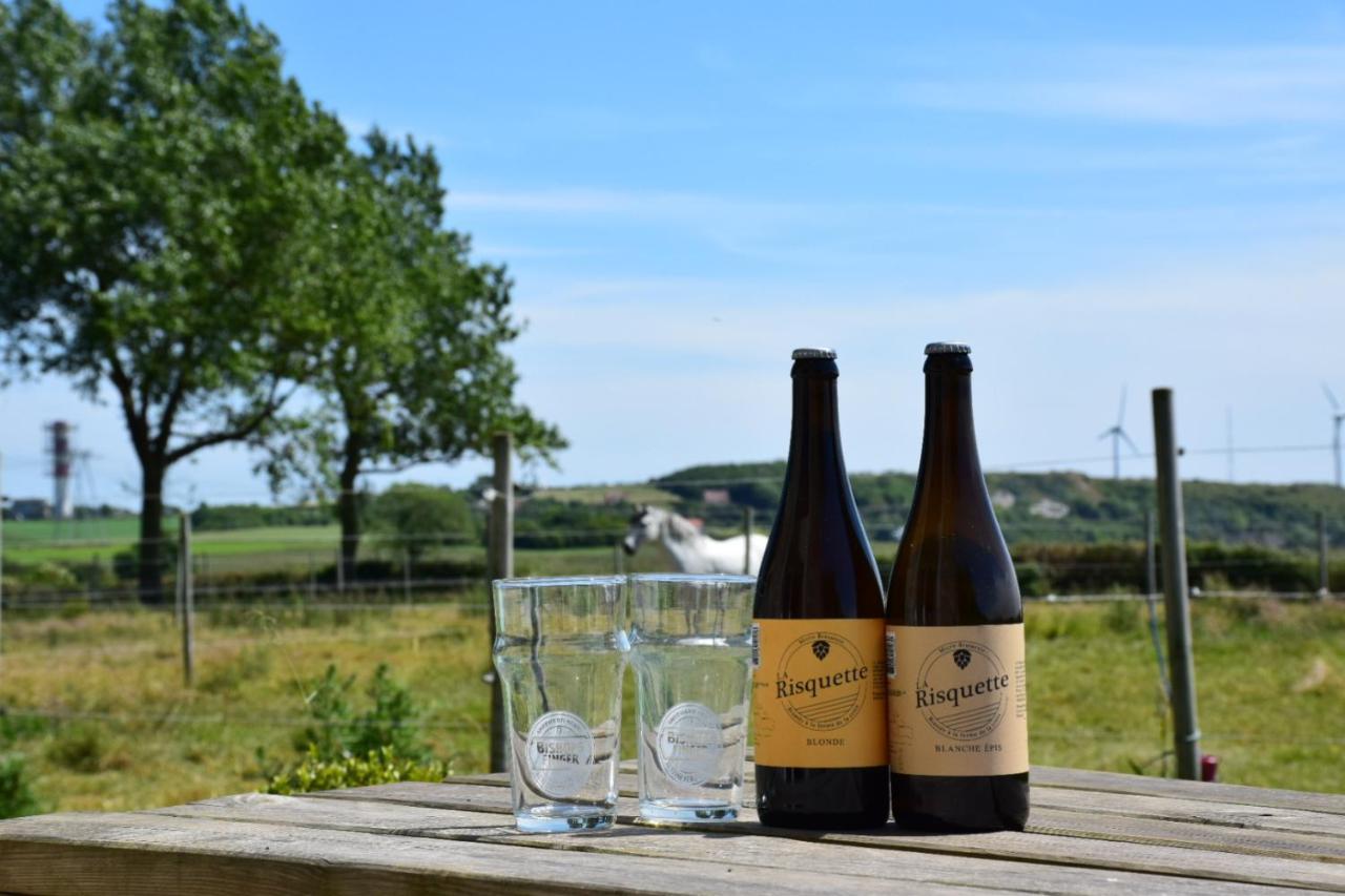 Le Clos de l'Angley Gîtes et pension équestre Caffiers Exterior foto