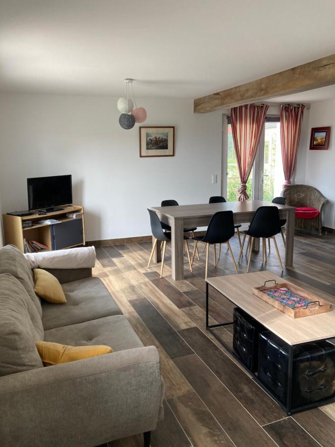 Le Clos de l'Angley Gîtes et pension équestre Caffiers Exterior foto