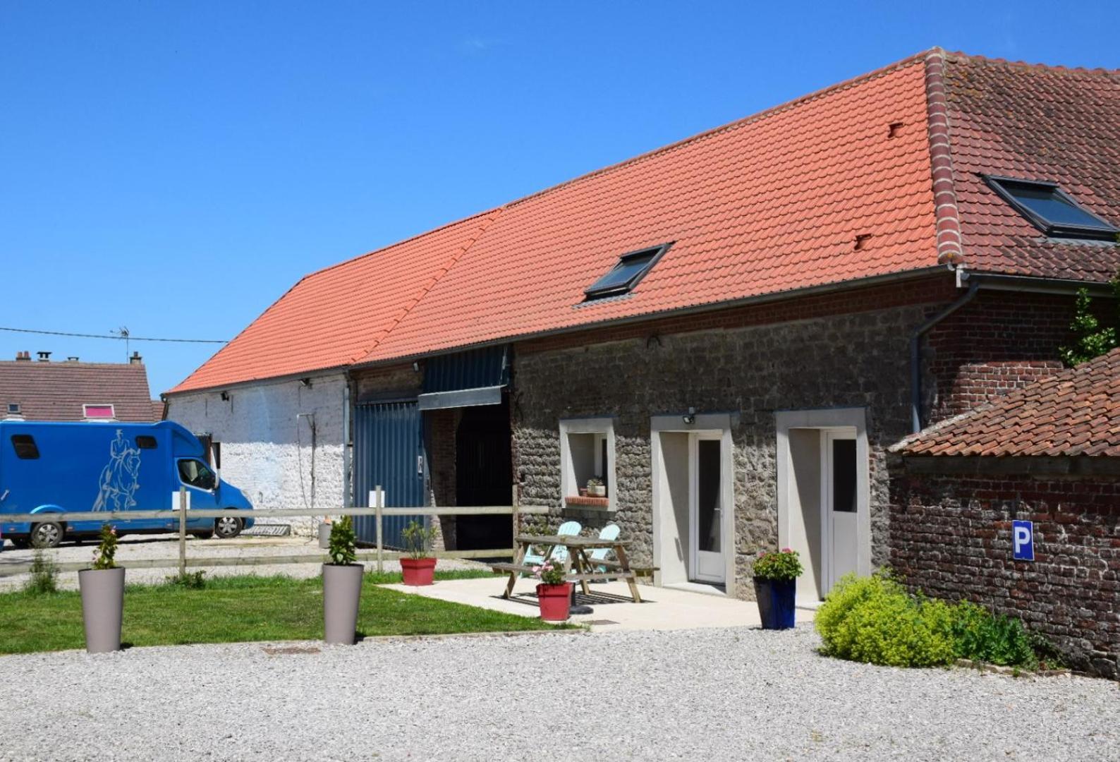Le Clos de l'Angley Gîtes et pension équestre Caffiers Exterior foto